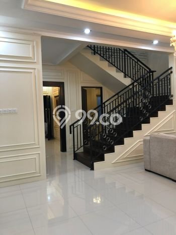 Hunian Elit LB 250m2 Siap Huni Desain Elegan di Cibubur, Jakarta Timur Hunian Elit LB 250m2 Siap Huni Desain Elegan di Cibubur, Jakarta Timur