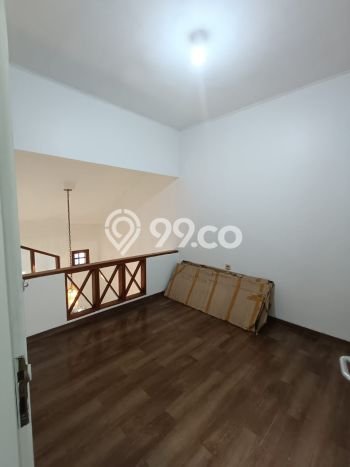 For Sale Hunian Rumah Terawat 3 KT di Raffles Hills, Jakarta Timur For Sale Hunian Rumah Terawat 3 KT di Raffles Hills, Jakarta Timur