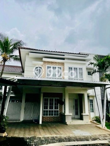 Rumah Mewah LB 200m2 Siap Pakai Desain Elegan di Raffles Hills, Jakarta Timur Rumah Mewah LB 200m2 Siap Pakai Desain Elegan di Raffles Hills, Jakarta Timur