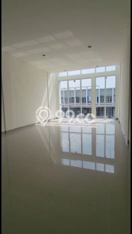 Ruko Dijual di Prime Area Jakarta Timur Luas 135m2 Ruko Dijual di Prime Area Jakarta Timur Luas 135m2