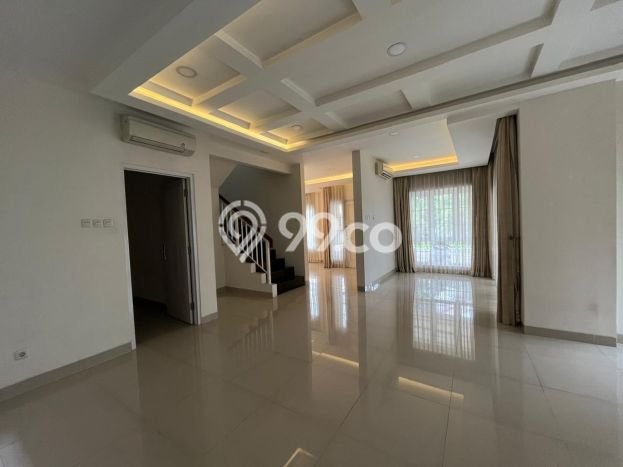 Rumah Mewah LB 200m2 Siap Pakai Desain Elegan di Raffles Hills, Jakarta Timur Rumah Mewah LB 200m2 Siap Pakai Desain Elegan di Raffles Hills, Jakarta Timur