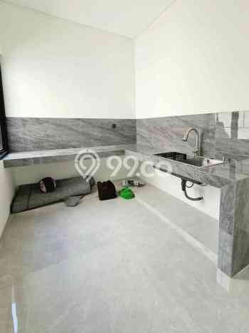 Rumah Menguntungkan di Surabaya Kota, Dekat Kawasan Bisnis, Surabaya - 4 Kamar Tidur Rumah Menguntungkan di Surabaya Kota, Dekat Kawasan Bisnis, Surabaya - 4 Kamar Tidur