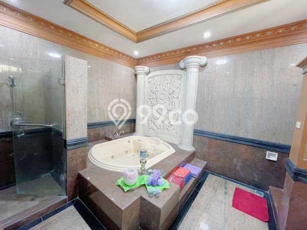 For Sale! Premium House LT 640m2 Desain Modern di Pakuwon City For Sale! Premium House LT 640m2 Desain Modern di Pakuwon City