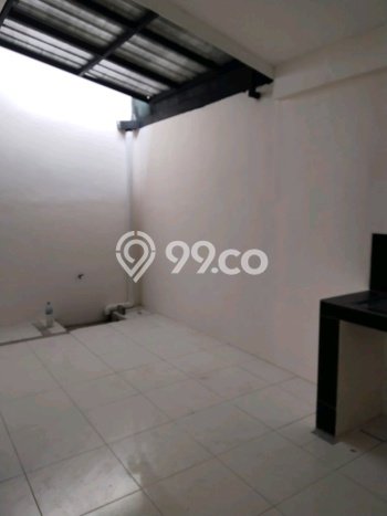 Rumah kawasan Rungkut, Surabaya, Luas 84m2m² Bangunan 84m2m² Rumah kawasan Rungkut, Surabaya, Luas 84m2m² Bangunan 84m2m²