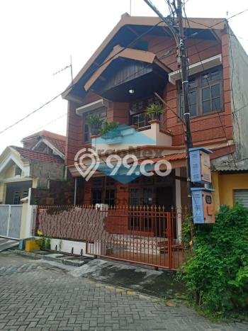 Dijual Rumah 5 Kamar Lokasi Strategis Nyaman dan Strategis di Wonokromo Dijual Rumah 5 Kamar Lokasi Strategis Nyaman dan Strategis di Wonokromo