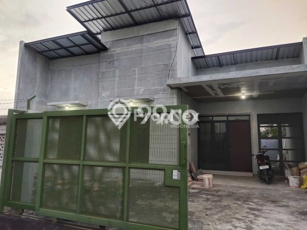 Rumah Strategis Minimalis Lb 70m2 di Rungkut, Surabaya Rumah Strategis Minimalis Lb 70m2 di Rungkut, Surabaya
