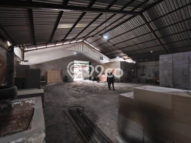Gudang Bagus Dijual di Sukomanunggal Surabaya Lokasi Strategis Cocok untuk Kembangkan Bisnis Gudang Bagus Dijual di Sukomanunggal Surabaya Lokasi Strategis Cocok untuk Kembangkan Bisnis