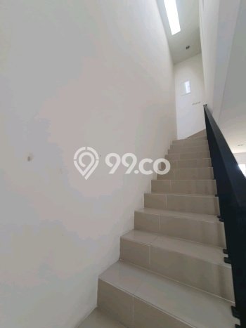 Rumah Modern Cantik 3 Kamar Bisa Langsung Pindah di Wiyung Rumah Modern Cantik 3 Kamar Bisa Langsung Pindah di Wiyung