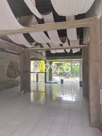 Komersial Disewakan Cepat di Rungkut Surabaya LB 75m2 Komersial Disewakan Cepat di Rungkut Surabaya LB 75m2