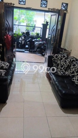 Rumah Harga Terjangkau 3 KT di Rungkut, Surabaya Rumah Harga Terjangkau 3 KT di Rungkut, Surabaya