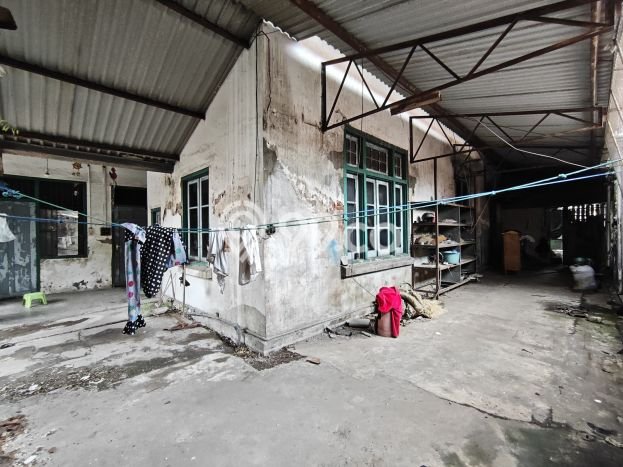 Rumah Eksklusif Siap Huni LT 469m2 di Sawahan, Surabaya Rumah Eksklusif Siap Huni LT 469m2 di Sawahan, Surabaya