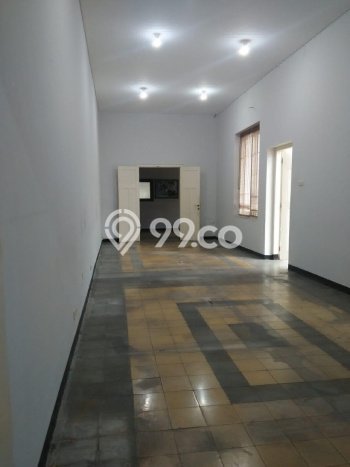 Rumah sewa siap huni 3 Kamar Tidur di Surabaya Kota, Surabaya Rumah sewa siap huni 3 Kamar Tidur di Surabaya Kota, Surabaya