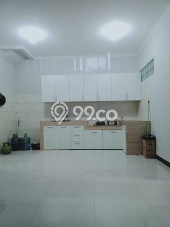 Dijual Rumah Mewah Elegan Dengan View Cantik di Citraland, Surabaya Dijual Rumah Mewah Elegan Dengan View Cantik di Citraland, Surabaya