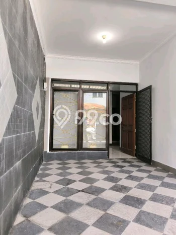 Disewakan Rumah Konsep Modern di Rungkut Surabaya dengan 2 KT Disewakan Rumah Konsep Modern di Rungkut Surabaya dengan 2 KT