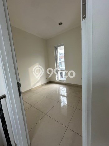 Rumah Strategis Modern Lb 103m2 di Cengkareng, Jakarta Barat Rumah Strategis Modern Lb 103m2 di Cengkareng, Jakarta Barat