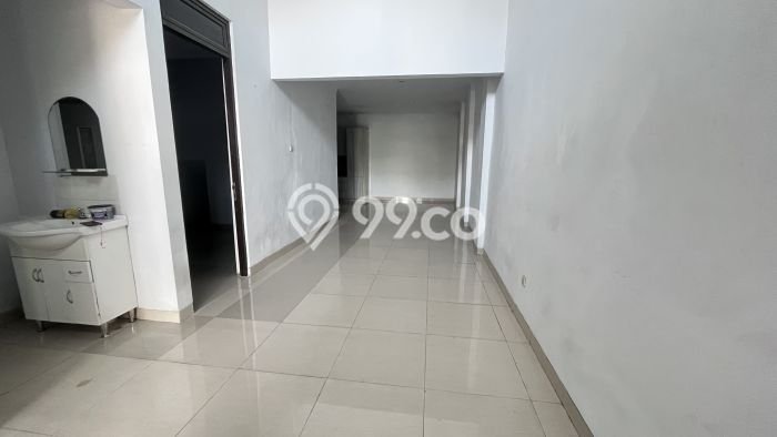 For Sale Hunian Rumah Terawat 3 Kamar di Taman Royal, Tangerang For Sale Hunian Rumah Terawat 3 Kamar di Taman Royal, Tangerang