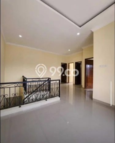 Rumah Elit Modern Tanpa Renovasi di Rawamangun Jakarta Timur Rumah Elit Modern Tanpa Renovasi di Rawamangun Jakarta Timur