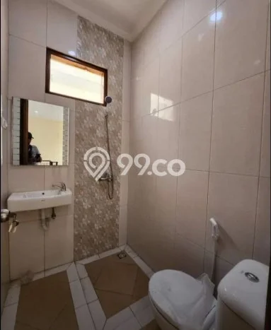 Rumah Elit Modern Tanpa Renovasi di Rawamangun Jakarta Timur Rumah Elit Modern Tanpa Renovasi di Rawamangun Jakarta Timur