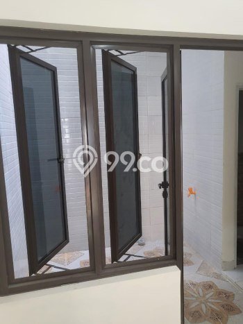 Rumah Strategis Modern Lb 150m2 di Kelapa Gading, Jakarta Utara Rumah Strategis Modern Lb 150m2 di Kelapa Gading, Jakarta Utara