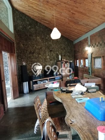 Rumah Elit Modern Siap Huni di BSD Puspita Loka Tangerang Rumah Elit Modern Siap Huni di BSD Puspita Loka Tangerang