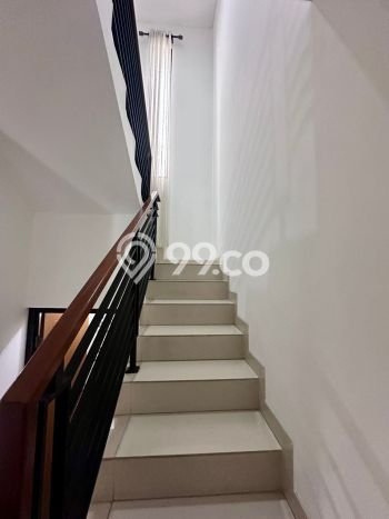 HOT LISTING! Rumah Siap Huni lokasi Ciputat, Tangerang Selatan, LT 98m2m² Bangunan 113m2m² HOT LISTING! Rumah Siap Huni lokasi Ciputat, Tangerang Selatan, LT 98m2m² Bangunan 113m2m²