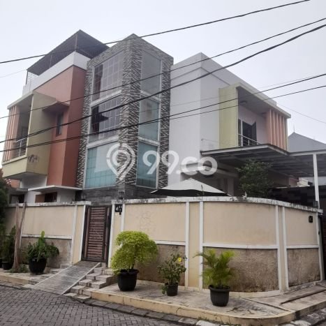Hunian Elit LB 211m2 Siap Pakai Desain Elegan di Poris, Tangerang Hunian Elit LB 211m2 Siap Pakai Desain Elegan di Poris, Tangerang