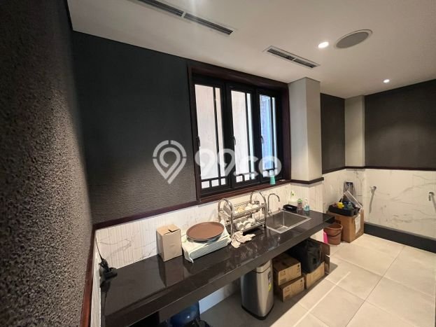 For Rent Kantor di Kebayoran Baru, Luas 2077m², Kawasan Berkembang For Rent Kantor di Kebayoran Baru, Luas 2077m², Kawasan Berkembang