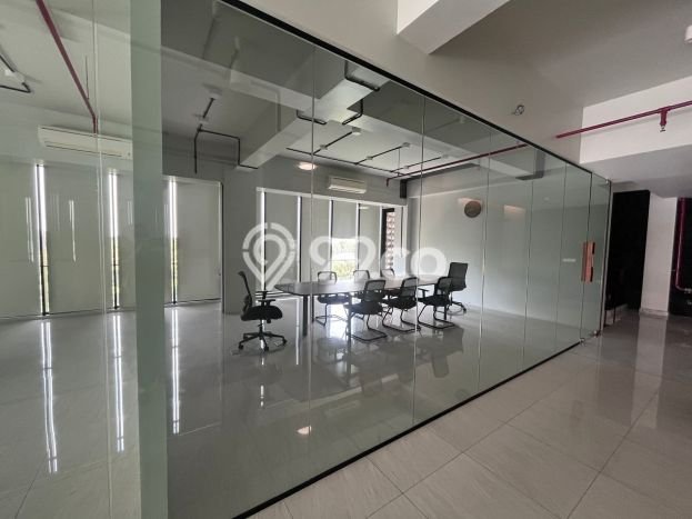 For Rent Kantor di Kebayoran Baru, Luas 2077m², Kawasan Berkembang For Rent Kantor di Kebayoran Baru, Luas 2077m², Kawasan Berkembang
