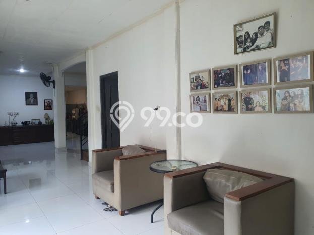 For Sale! Luxury House LT 340m2 Desain Elegan di Cawang For Sale! Luxury House LT 340m2 Desain Elegan di Cawang