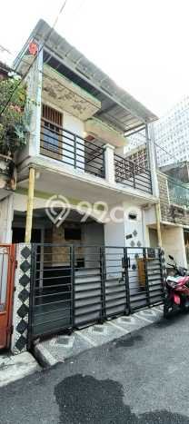 Jual Rumah Eksklusif 2 KT di Pondok Kelapa, Jakarta Timur Jual Rumah Eksklusif 2 KT di Pondok Kelapa, Jakarta Timur