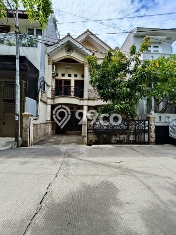 Rumah lokasi Kelapa Gading, Jakarta Utara, LT 119m2m² LB 185m2m² Rumah lokasi Kelapa Gading, Jakarta Utara, LT 119m2m² LB 185m2m²