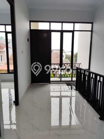 Jual Rumah Eksklusif 3 KT di Harapan Indah, Bekasi Jual Rumah Eksklusif 3 KT di Harapan Indah, Bekasi