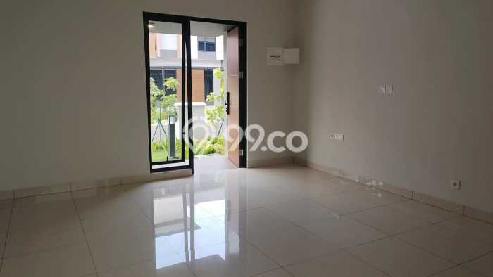 Dijual Rumah Luas Elegan Dengan View Cantik di Summarecon Bekasi, Bekasi Dijual Rumah Luas Elegan Dengan View Cantik di Summarecon Bekasi, Bekasi