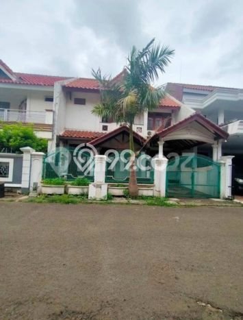 Rumah Elit Modern Tanpa Renovasi di Buaran Jakarta Timur Rumah Elit Modern Tanpa Renovasi di Buaran Jakarta Timur
