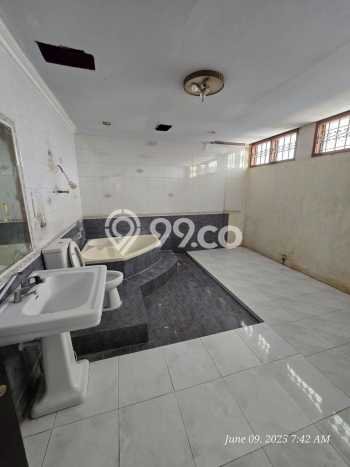 Disewakan Rumah Bagus di Sukolilo Harga Rp 750 Juta/ Tahun Disewakan Rumah Bagus di Sukolilo Harga Rp 750 Juta/ Tahun