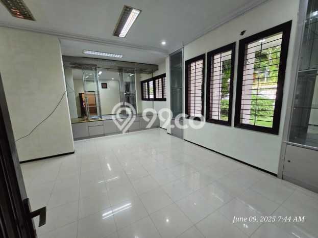 Disewakan Rumah Bagus di Sukolilo Harga Rp 750 Juta/ Tahun Disewakan Rumah Bagus di Sukolilo Harga Rp 750 Juta/ Tahun