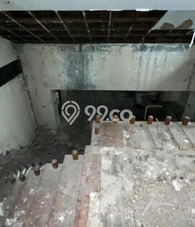 Rumah Eksklusif Siap Huni di Jakarta Selatan Fasilitas Premium Rumah Eksklusif Siap Huni di Jakarta Selatan Fasilitas Premium