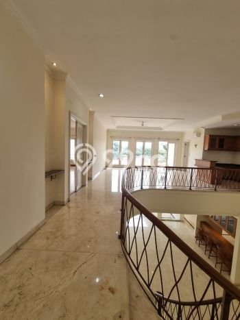 Hunian Elit LB 820m2 Siap Huni Desain Elegan di Pondok Indah, Jakarta Selatan Hunian Elit LB 820m2 Siap Huni Desain Elegan di Pondok Indah, Jakarta Selatan