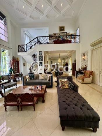 Rumah Elit LB 348m2 Siap Pakai Desain Elegan di Cipete, Jakarta Selatan Rumah Elit LB 348m2 Siap Pakai Desain Elegan di Cipete, Jakarta Selatan
