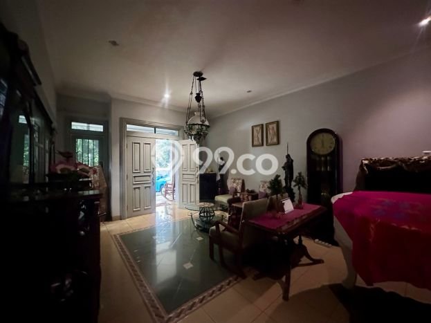 Siap Huni Hunian Elit 6 Kamar di Kebayoran Baru Dekat ke Mana Saja Siap Huni Hunian Elit 6 Kamar di Kebayoran Baru Dekat ke Mana Saja