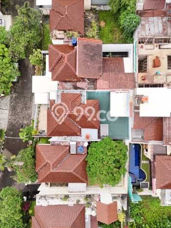 Dijual Rumah Premium dengan Fasilitas Sekitar Lengkap di Cinere, Depok Dijual Rumah Premium dengan Fasilitas Sekitar Lengkap di Cinere, Depok