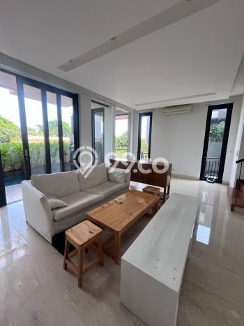Rumah Mewah Dijual LT 158m2 di Cilandak, Jakarta Selatan Rumah Mewah Dijual LT 158m2 di Cilandak, Jakarta Selatan