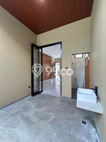 Rumah Luxury Modern Siap Huni di Pondok Labu Jakarta Selatan Rumah Luxury Modern Siap Huni di Pondok Labu Jakarta Selatan