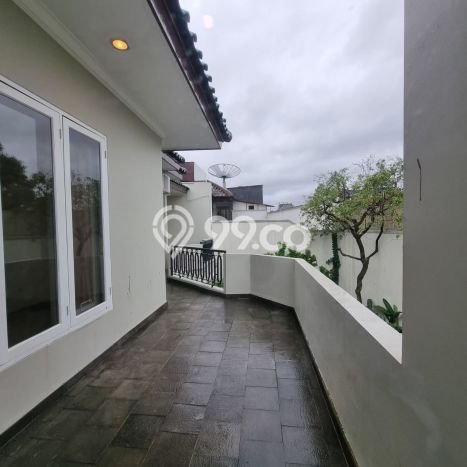 Jarang Ada! Rumah Sewa 5 Kamar Bagus Siap Huni Cipete Jarang Ada! Rumah Sewa 5 Kamar Bagus Siap Huni Cipete