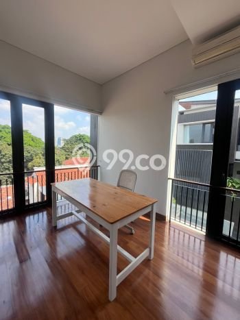 Rumah Mewah Dijual LT 158m2 di Cilandak, Jakarta Selatan Rumah Mewah Dijual LT 158m2 di Cilandak, Jakarta Selatan