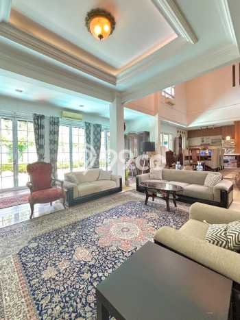 For Sale! Luxury House LT 446m2 Desain Elegan di Cipete For Sale! Luxury House LT 446m2 Desain Elegan di Cipete