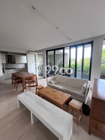 Rumah Mewah Dijual LT 158m2 di Cilandak, Jakarta Selatan Rumah Mewah Dijual LT 158m2 di Cilandak, Jakarta Selatan