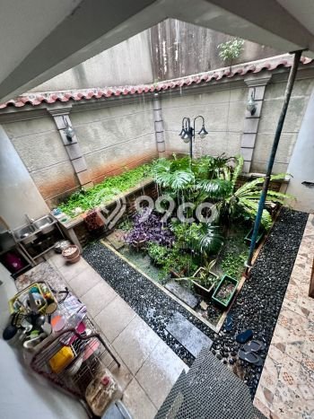 Siap Huni Hunian Elit 6 Kamar di Kebayoran Baru Dekat ke Mana Saja Siap Huni Hunian Elit 6 Kamar di Kebayoran Baru Dekat ke Mana Saja