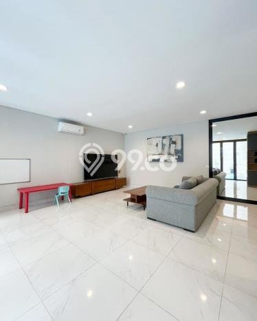 Jual Rumah Mewah Megah Dengan View Cantik di Mega Kuningan, Jakarta Selatan Jual Rumah Mewah Megah Dengan View Cantik di Mega Kuningan, Jakarta Selatan
