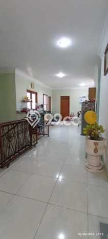 Jual Rumah Luas Megah Dengan View Eksklusif di Bintaro, Tangerang Selatan Jual Rumah Luas Megah Dengan View Eksklusif di Bintaro, Tangerang Selatan